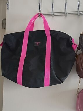 Gloria Vanderbuilt Duffel Tote Vintage 19802